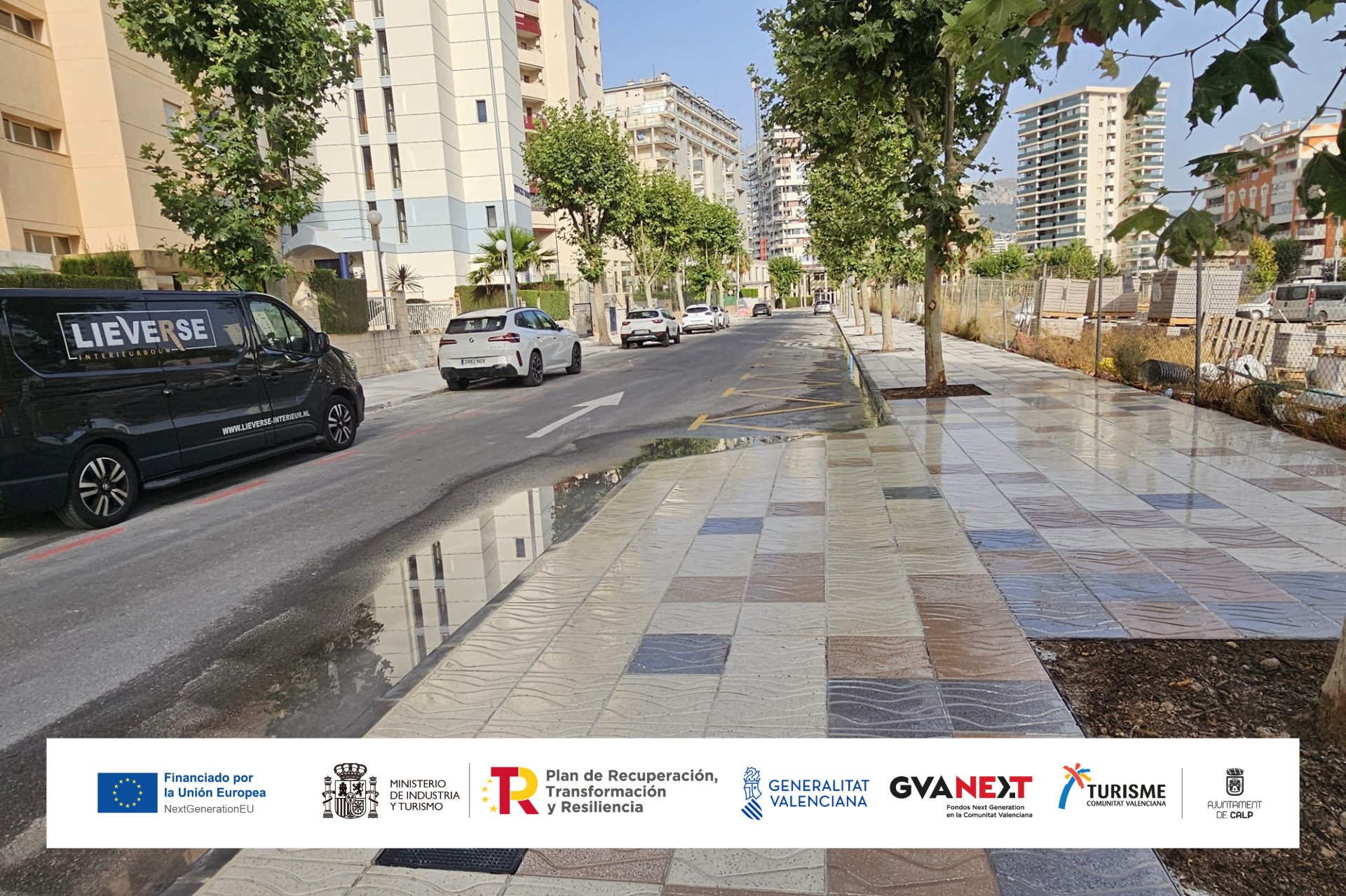 Finalizan las obras de adecuación de las aceras de la calle Castelló de la Plana