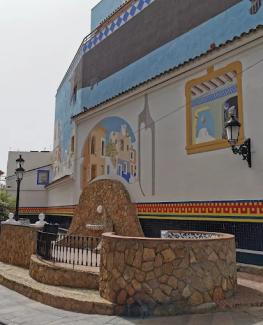 Mural "Plaça Mosquit" de Elías Úrbez