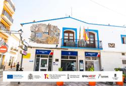 Las oficinas de turismo y las playas del Arenal-Bol y de la Fossa de Calp obtienen el certificado S de Sostenibilidad